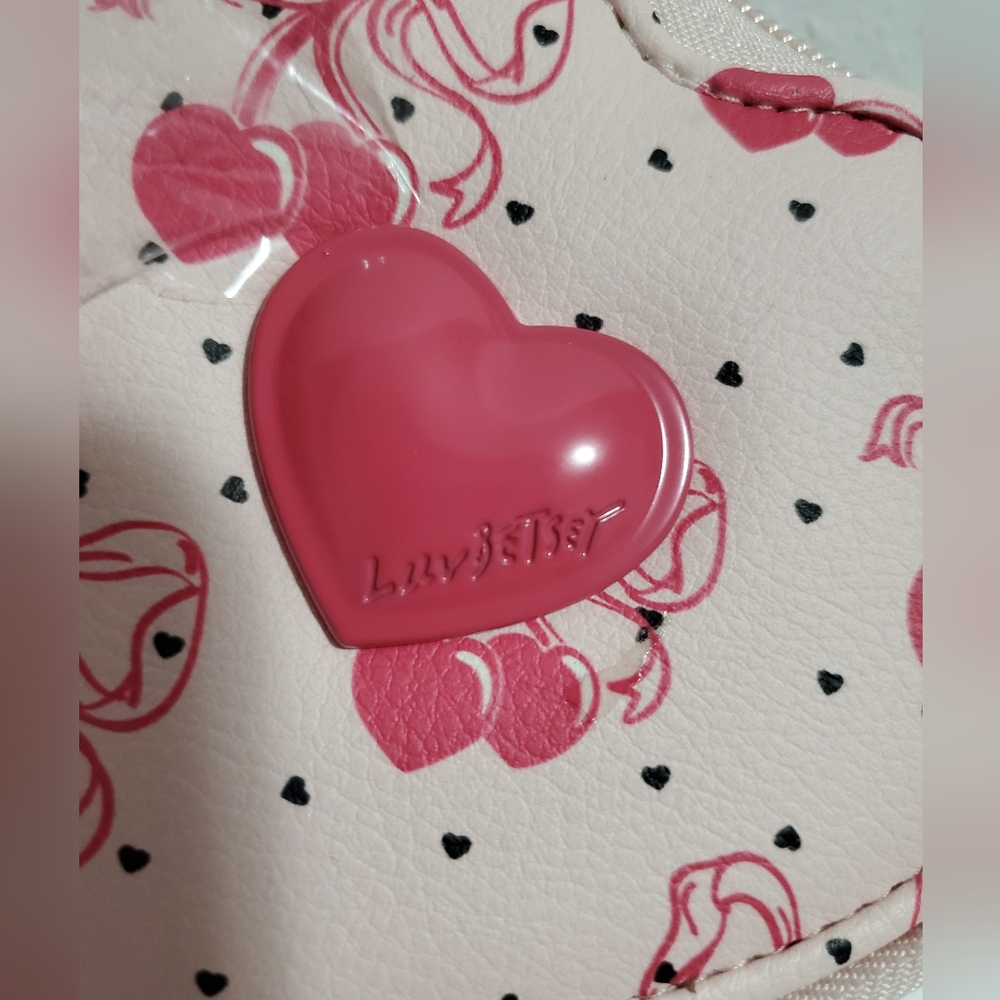 Luv Betsey By Betsy Johnson Heart-Shaped Wristlet with Pink Bows and hearts - Picture 6 of 9